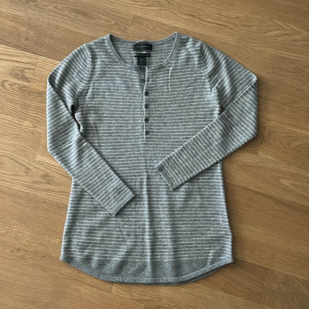 Tahari Luxe Cashmere Lounge Top